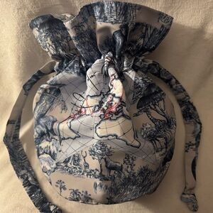 Dior Beauty Around the World Drawstring Pouch - VIP Gift Product